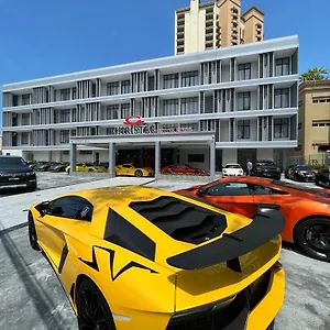 https://christee-suites.hotelsinmalacca.net