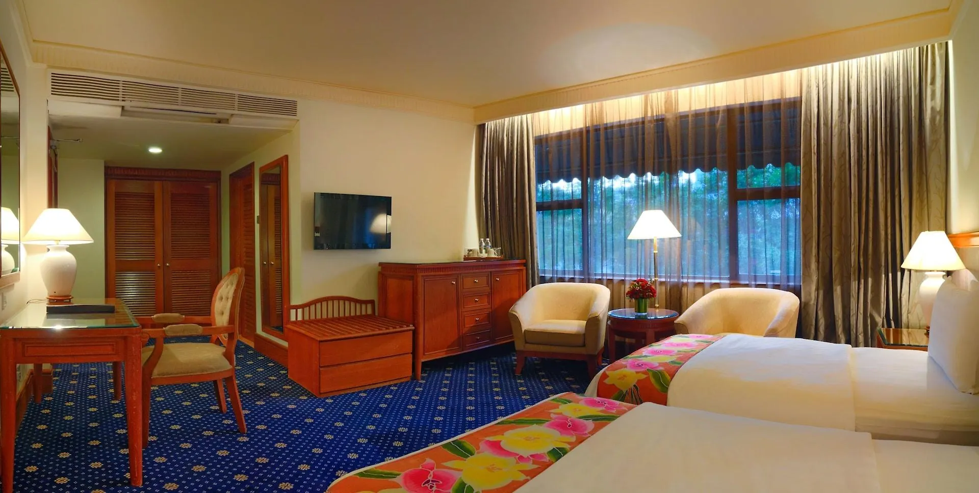 The Jesselton Hotel Kota Kinabalu 3*,